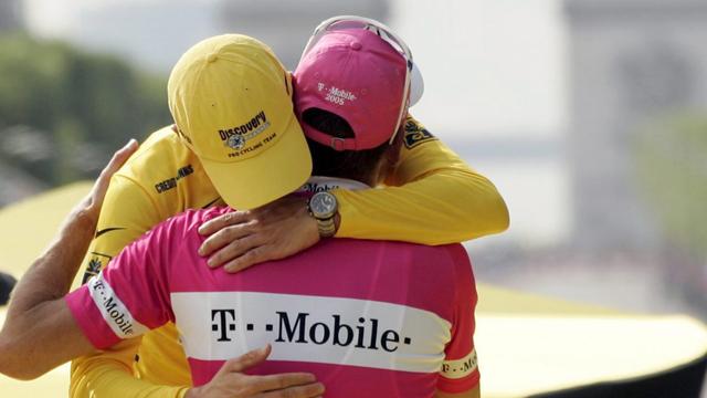 Ullrich: "Moi, je rendrais ses victoires à Armstrong"