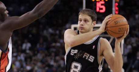 Basketball NBA Nesterovic joins Raptors