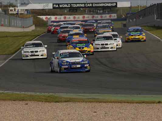 FIA WTCC 2005 Oschersleben Slideshow - Gara-2, la partenza