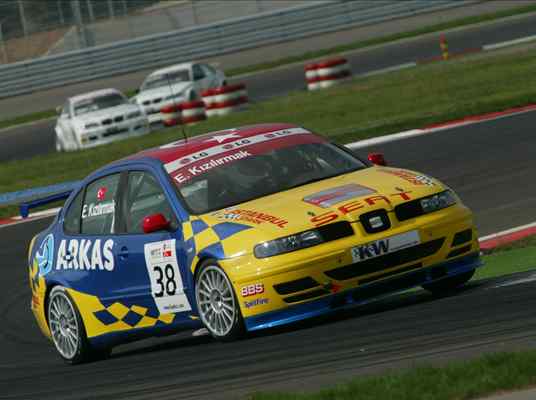 FIA WTCC 2005 Istanbul Slideshow - Kizilirmak