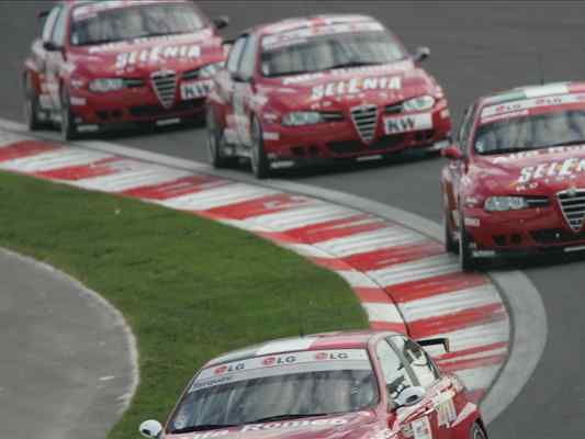 FIA WTCC 2005 Istanbul Slideshow - Tarquini