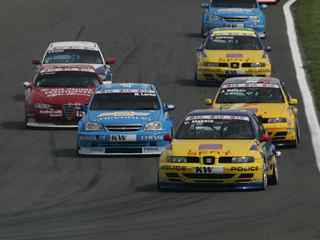 FIA WTCC 2005 Magny-Cours Slideshow