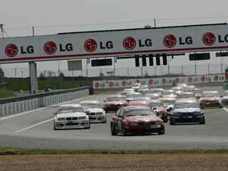 FIA WTCC 2005 Magny-Cours Slideshow