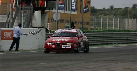 FIA WTCC Valencia SECOND WIN FOR THOMPSON