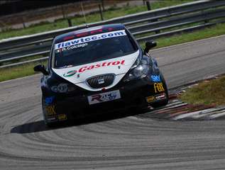 FIA WTCC 2007 Anderstorp Colciago Darlington1