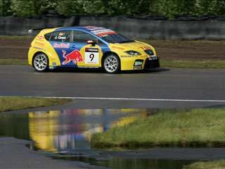 FIA WTCC 2007 Anderstorp Gene Darlington1