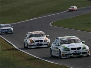 FIA WTCC 2007 Brands Hatch SlideshowX Augusto Farfus Schnitzer BMW Felix Porteiro ROAL BMW