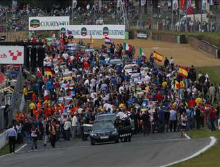 FIA WTCC Grid Moomin