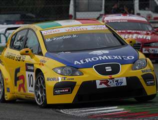 FIA WTCC 2007 Monza Slideshowdog Michel Jourdain SEAT