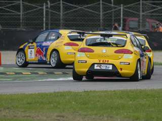 FIA WTCC 2007 Monza Slideshowdog Gabriele Tarquini SEAT
