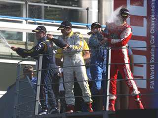 FIA WTCC 2007 Monza Slideshowclarkson race two podium