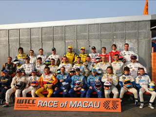 FIA WTCC 2007 Macau Slideshowying Drivers photo