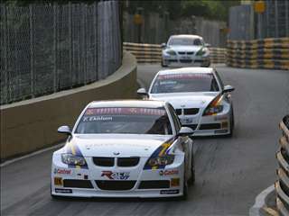 FIA WTCC 2007 Macau Slideshowying Fredrik Ekblom RBM BMW