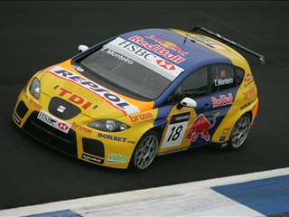 FIA WTCC-Car_Monteiro18