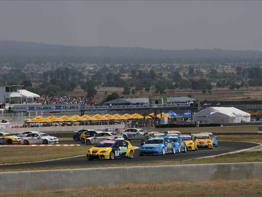Fia WTCC Puebla 2008 Day 3 Photo 17