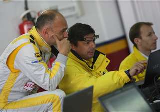 FIA WTCC-valencia_Tarquini_01