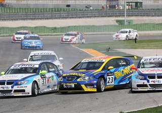 Race 1 Valencia 4