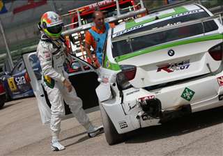 Race 2 Valencia 1