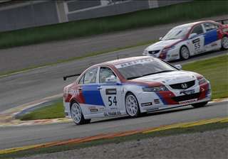 FIA WTCC-car_48_lvov