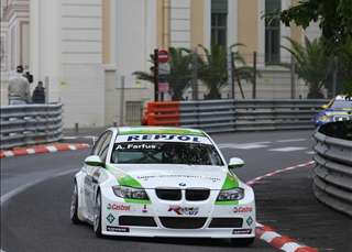 FIA WTCC-sun-pau08-pic3