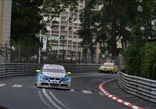 FIA WTCC-sun-pau08-pic8