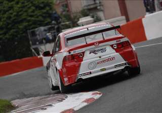 FIA WTCC-sun-pau08-pic12