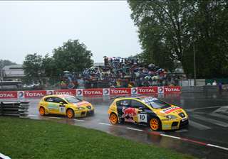 FIA WTCC-40Pau_Race2_Rydell+Tarquini.