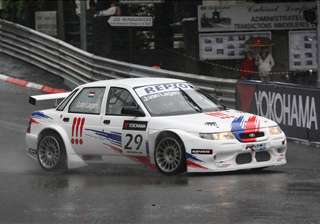 FIA WTCC-42Pau_Race2_vanLagen