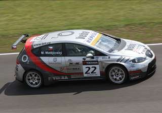 FIA WTCC-Brno_test_Matejovsky_7