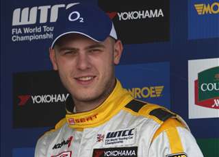 FIA WTCC-Driv_#22_Matejovsky