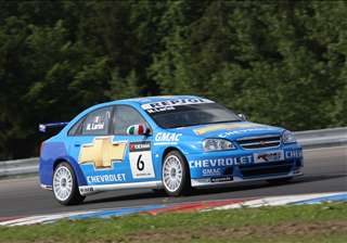 FIA WTCC-2008_Brno_Practice_Larini