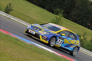 FIA WTCC-2008_Brno_Qualifying_Corthals