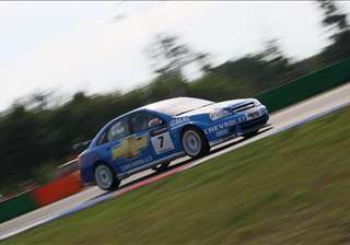 FIA WTCC-Brno_warmup_Huff-08