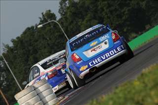 FIA WTCC-Brno_warmup_Larini-08