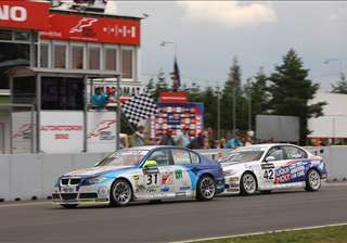 FIA WTCC-Brno_Race1_Hernandez+Engstler-08