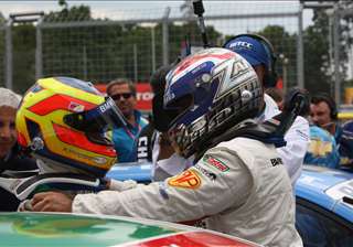 FIA WTCC_Brno_Race1_Zanardi+Porteiro-08