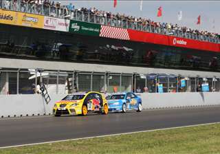 FIA WTCC-Brno_Race2_YMuller+Huff-08