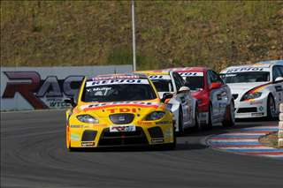 FIA WTCC-Brno_Race2_YMuller-08