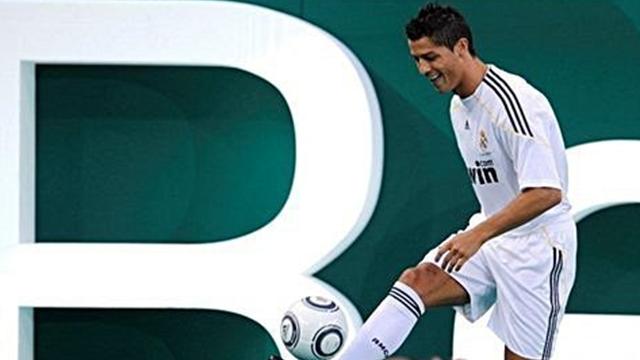 Ronaldo sur ses premiers pas au Real : "J'avais besoin de montrer que j'étais différent" Ronaldo sur ses premiers pas au Real : "J'avais besoin de montrer que j'étais différent"