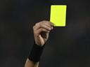 Bulgaria suspend controversial referee Ristoskov again