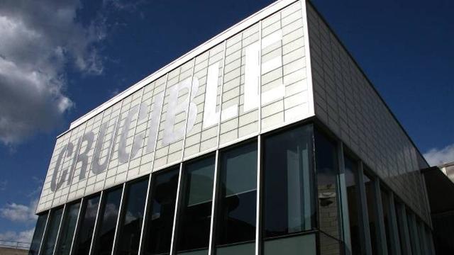Crucible'da perde açılıyor