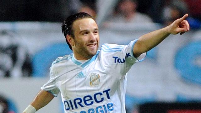 Round-up: Marseille close in on title