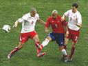 Chile to stick with Suazo