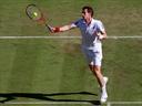 Murray settles nerves 