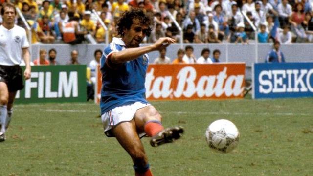 France look for 80s-style spark