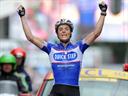 Chavanel claims yellow