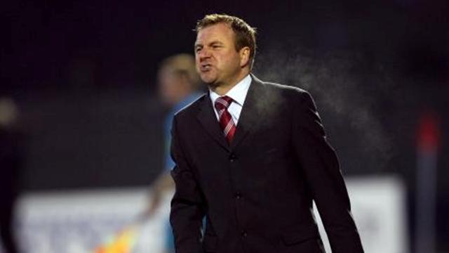 Hamilton hang on with win at St Mirren