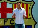 Adriano injury adds to Barca defensive woes