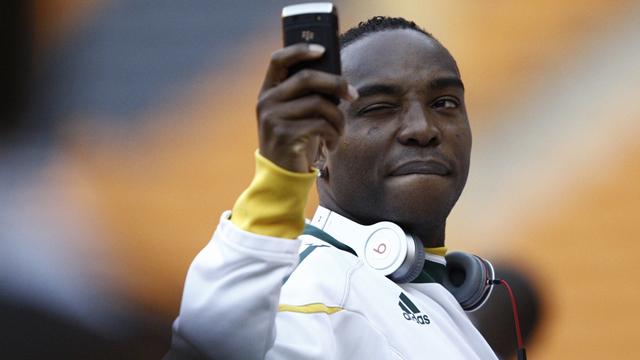 Benni McCarthy comeback ended by injury