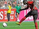 Cisse wants Freiburg stay